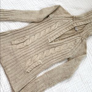 Women’s sweater- small